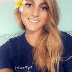 Meet your Posher, Chloe